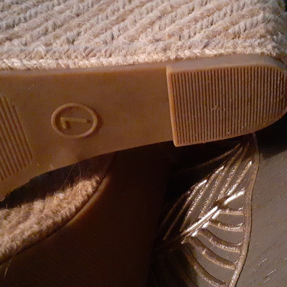 Wedge heels - Picture 6 of 10